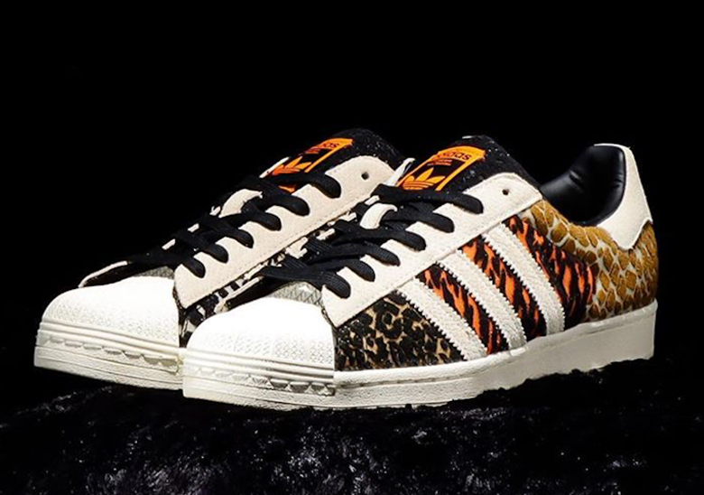 adidas superstar animal