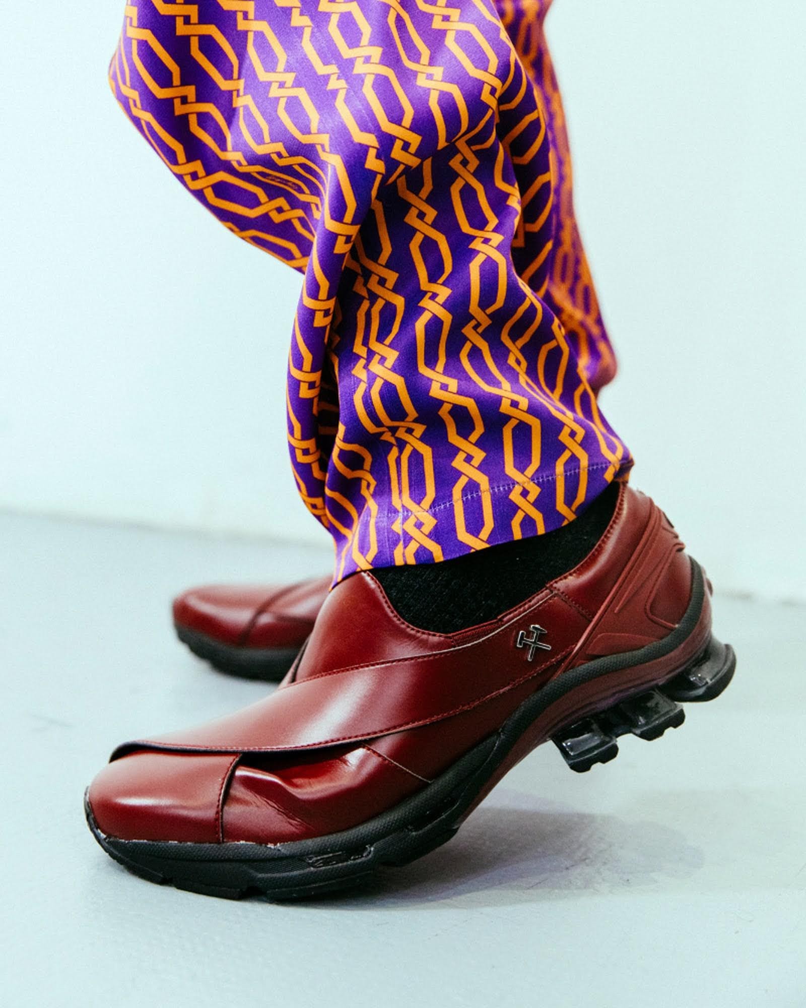 gmbh asics gel chappal