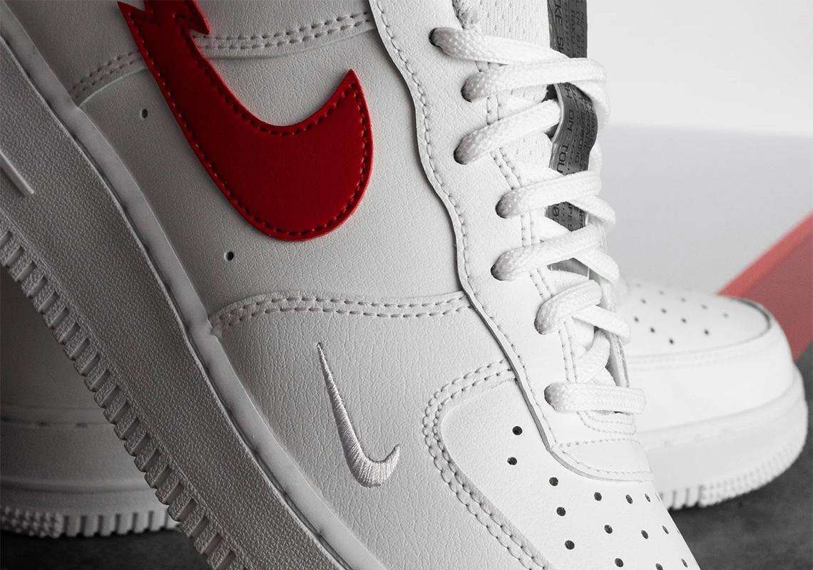 nike air force 1 swoosh on tour