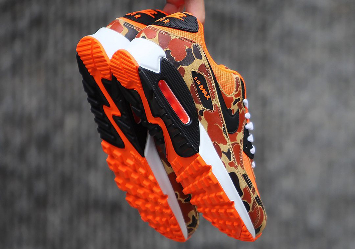 nike air max 90 duck camo orange