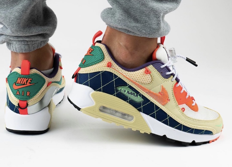 nike air max 90 trail team gold