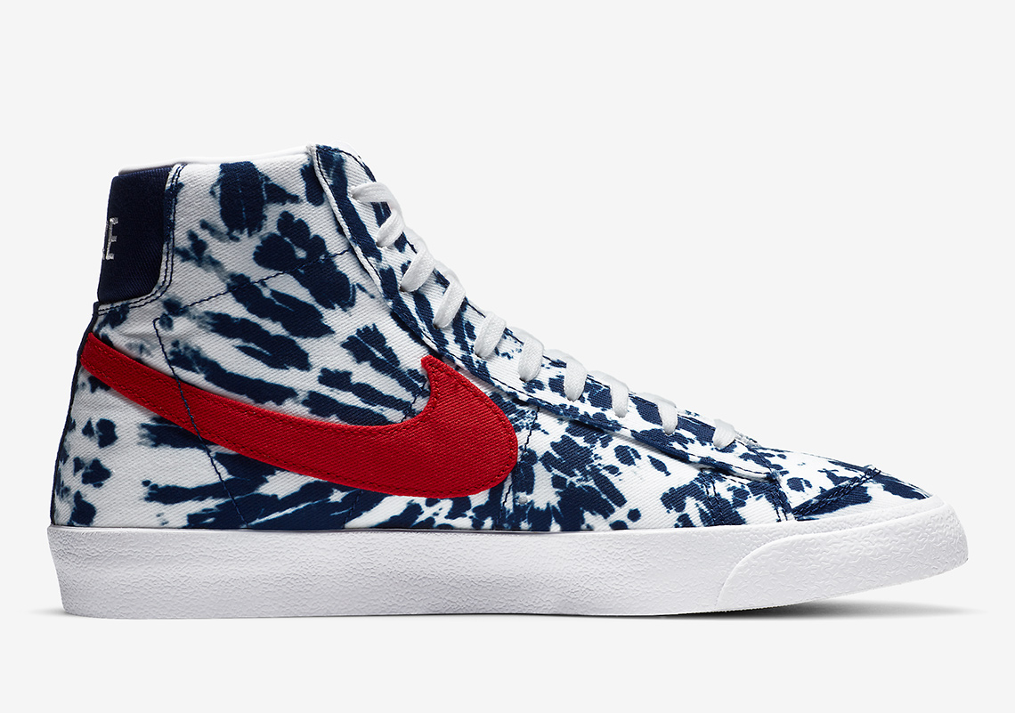 室内搬入設置無料 Nike Blazer Mid Tie Dye 日本未発売 ブレーザー