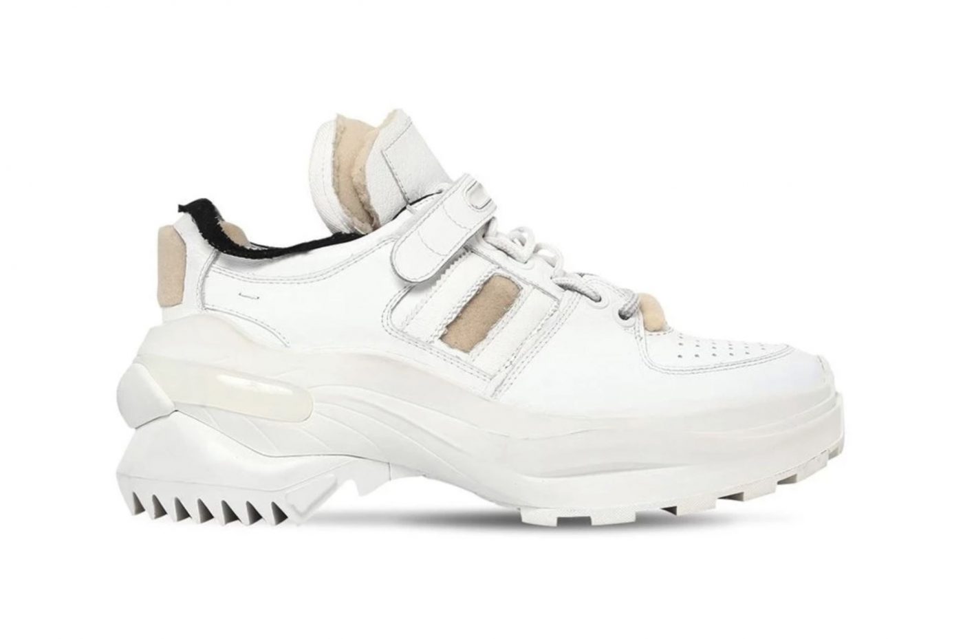 ファッションアイコン ローラ のスニーカースタイルに注目 Nike ナイキ Jordan Air Max Vapormax Huarache から Puma プーマ まで着用モデルをまとめて紹介