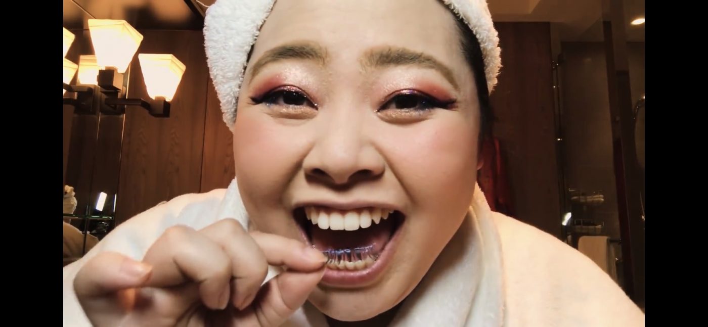 Naomi Watanabe’s Guide to Glitter Eyes and Bold Lips Beauty Secrets Vogue-08