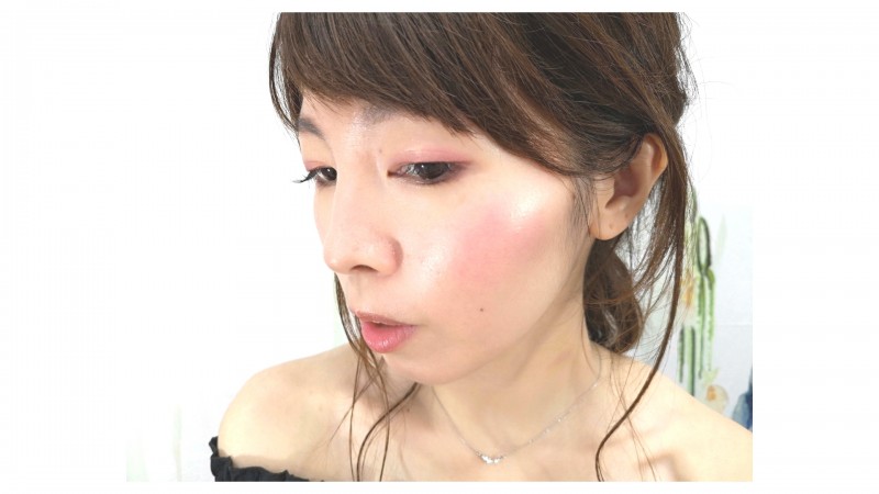 MAC x Aladdin Pigment Makeup Example Cheek