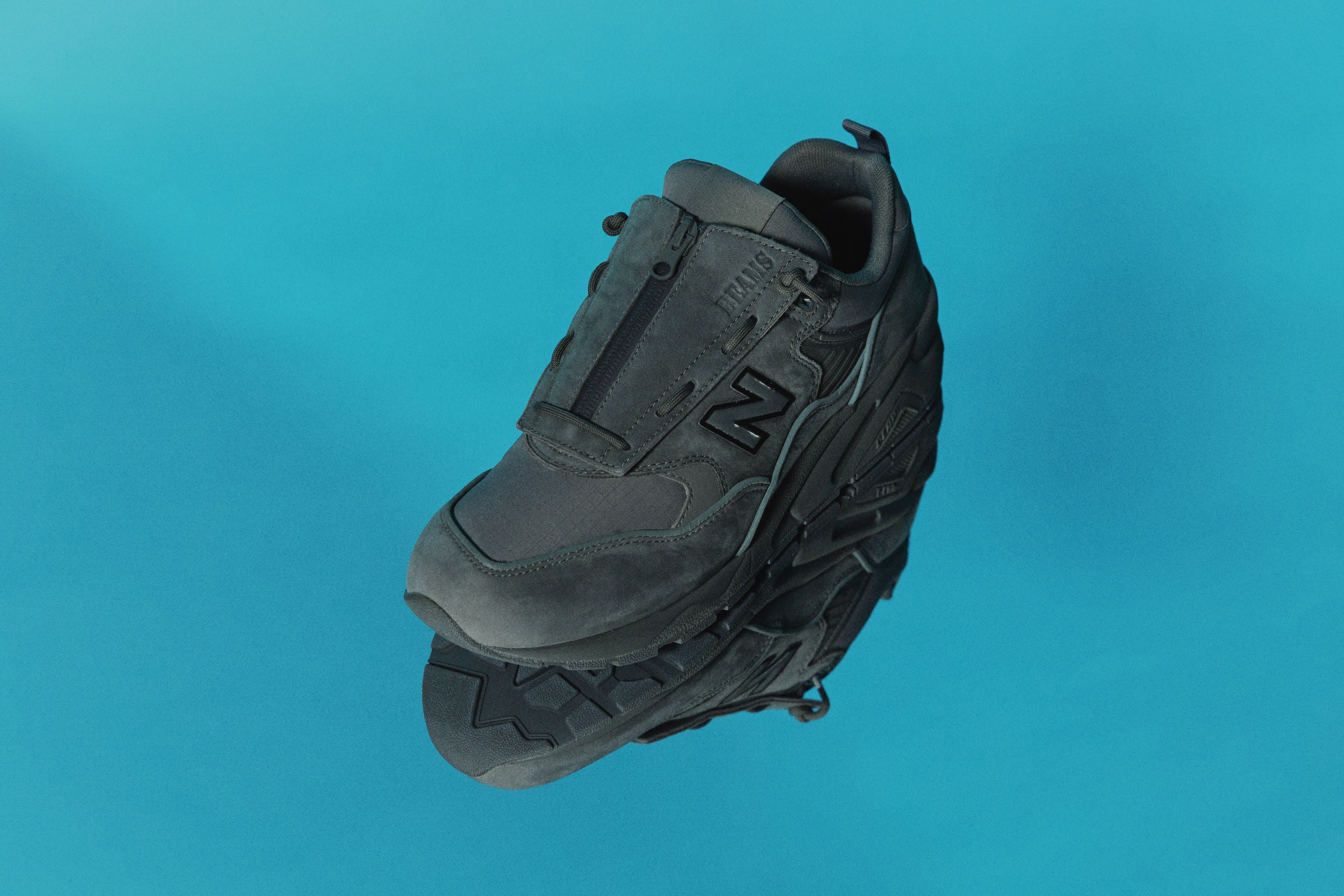 BEAMS x Mita Sneakers x New Balance CMT580 Grey-03