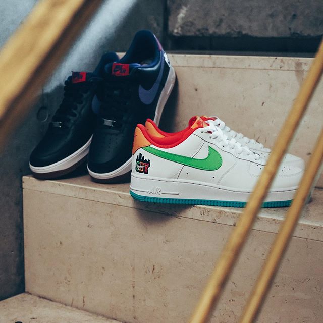 通販オンライン NIKE エアフォース1 SBY collection