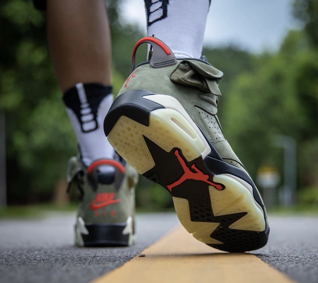 Travis Scott x Nike Air Jordan 6 “Olive” (トラヴィス スコット × ナイキ エア ジョーダン 6 “オリーブ”)
