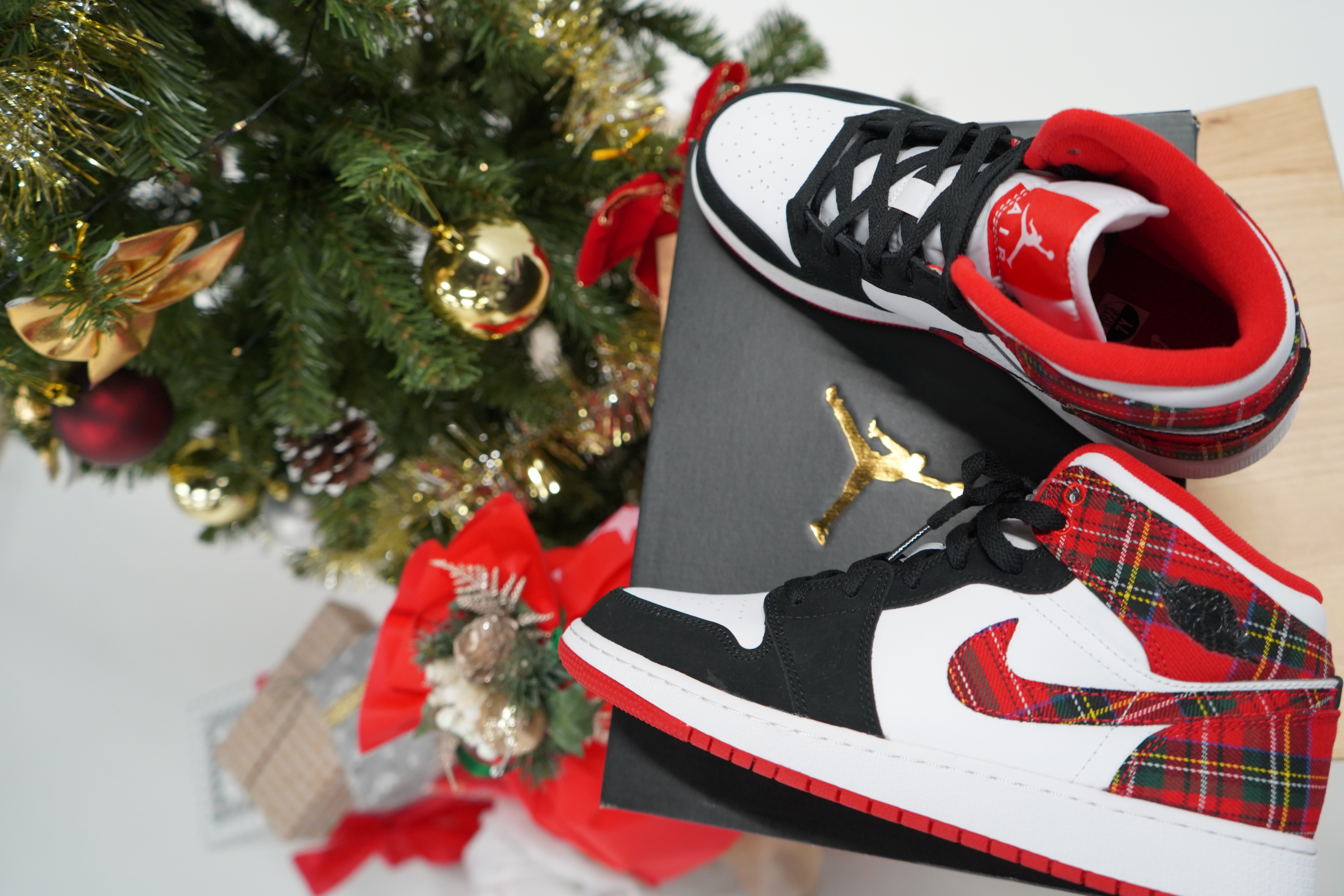 クリスマスにおすすめのスニーカー10選 (Christmas_sneakers_10picks_nike_jordan)