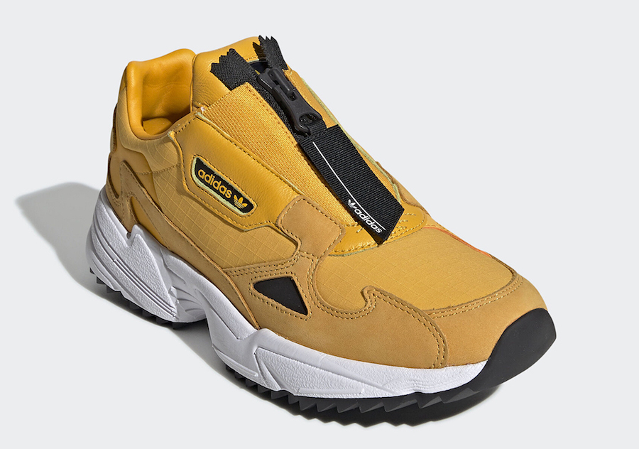 adidas-Falcon-Zip-Active-Gold-EE5113-01.jpg