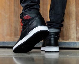 Nike Air Jordan 1 Retro High “Black Satin” (ナイキ エア ジョーダン 1 レトロ ハイ “ブラック サテン”) 555088-060, 575441-060