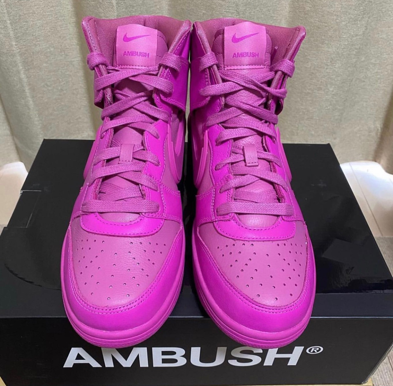 AMBUSH × Nike Dunk Hi “Pink Fuchsia” (アンブッシュ × ナイキ ダンク ハイ “ピンク”)