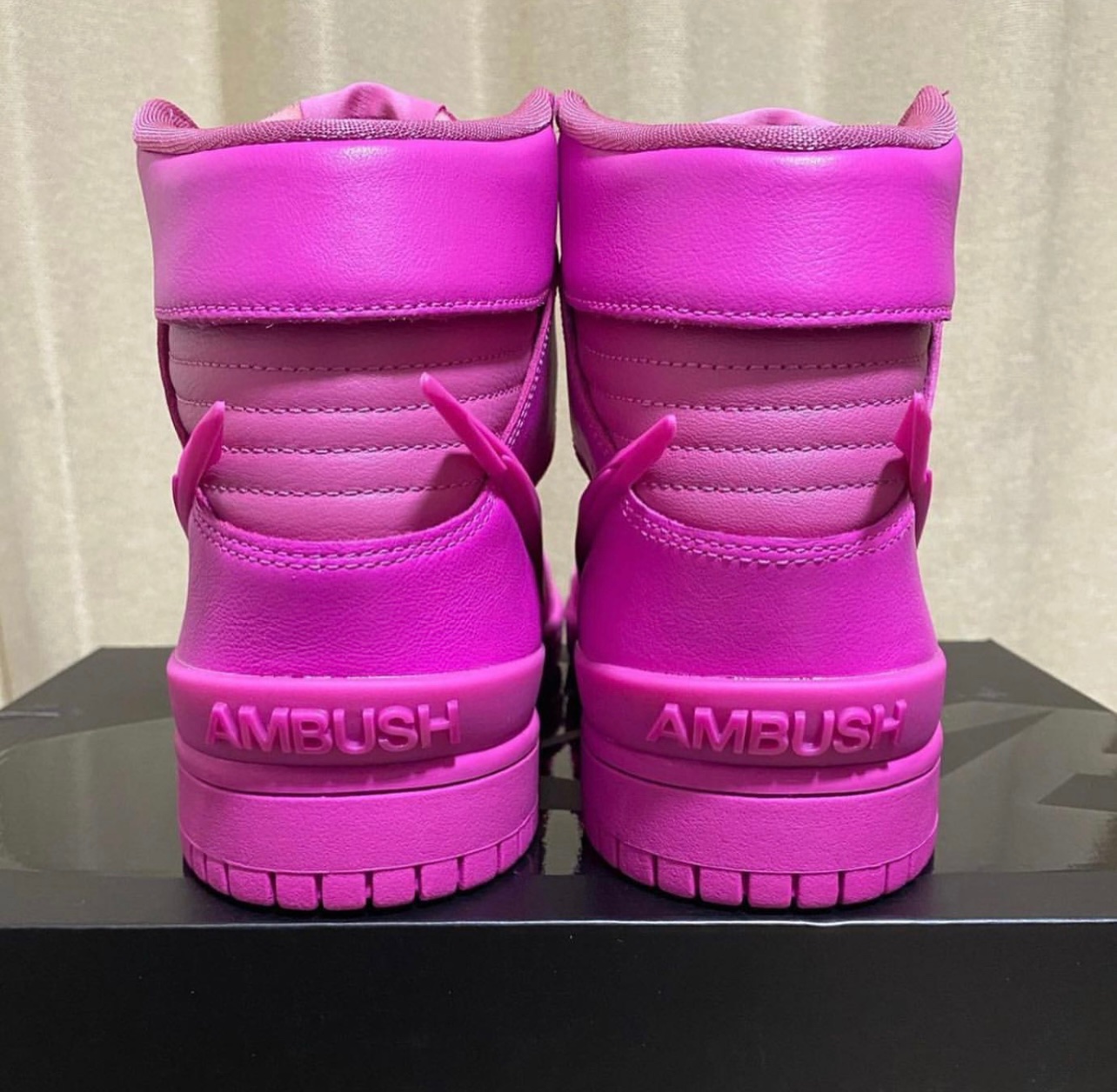 AMBUSH × Nike Dunk Hi “Pink Fuchsia” (アンブッシュ × ナイキ ダンク ハイ “ピンク”)