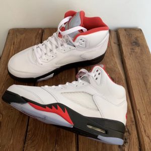 Nike Air Jordan 5 “Fire Red” (ナイキ エア ジョーダン 5 “ファイア レッド”) CDA1911-102, 440888-102, 440889-102, 440890-102