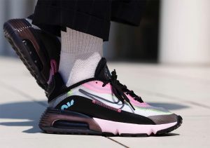 Nike WMNS Air Max 2090 “Pink Foam” (ナイキ ウィメンズ エア マックス 2090 “ピンク フォーム”) CW4286-100
