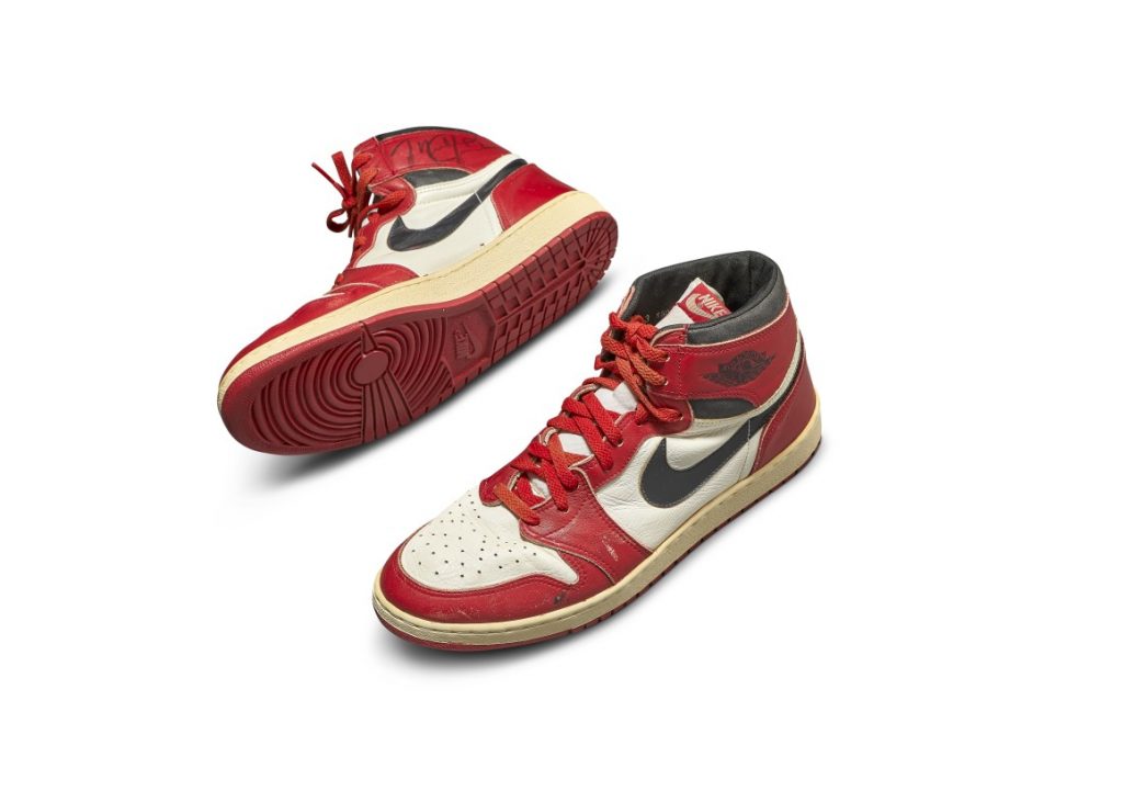 靴 スニーカー Air Jordan 1 がスニーカー史上最高額:約6000万円で落札】マイケル 