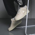 Stussy Nike Air Force 1 Fossil Stone CZ9084-200 ステューシー コラボ ナイキ エアフォース 1 フォッシル on foot side
