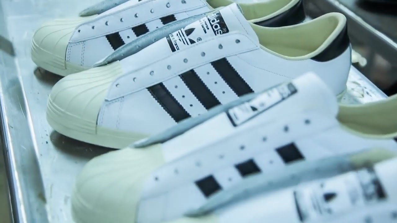 adidas Originals Iconic Sneakers アディダス オリジナルス スニーカー 人気