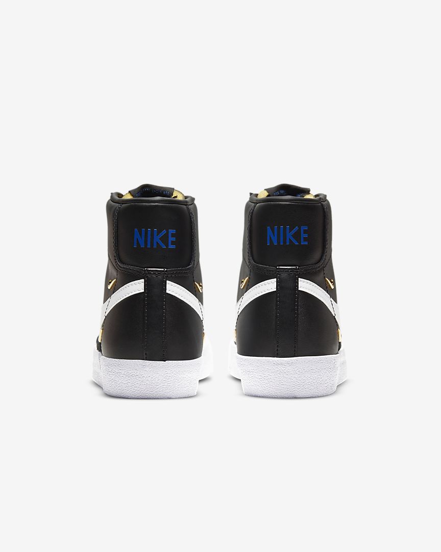 ナイキ ウィメンズ ブレーザー ミッド '77 SE "シスターフッド"Nike WMNS Blazer MID '77 SE "Sisterhood"-CZ4627-001-pair-heel