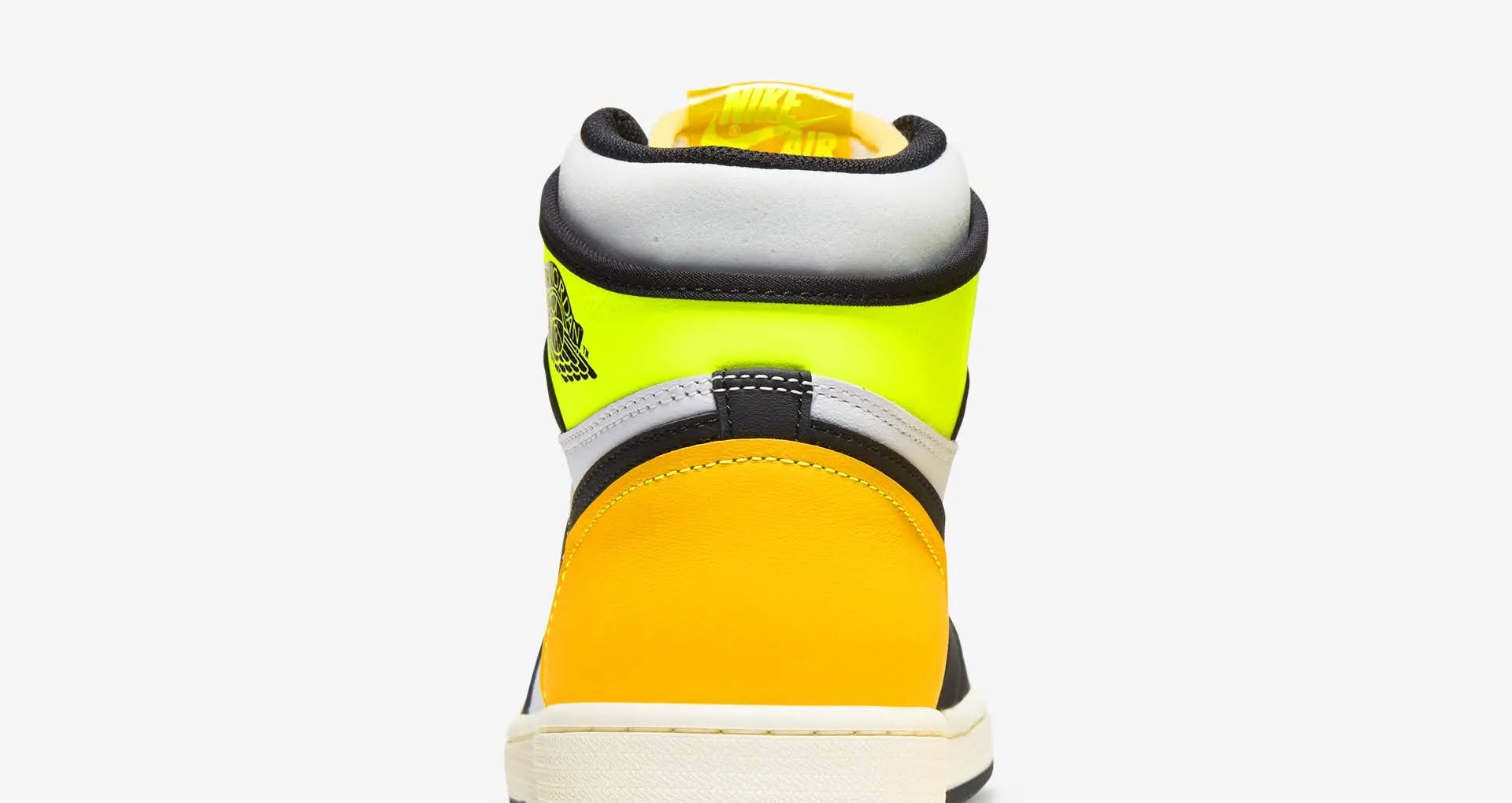 ナイキ エア ジョーダン 1 レトロ ハイ OG "ボルト ゴールド" Nike-Air-Jordan-1-Retro-High-OG-Volt-Gold-555088-118-heel-closeup