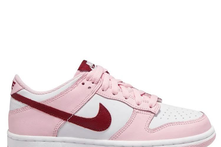 nike low strawberry pink