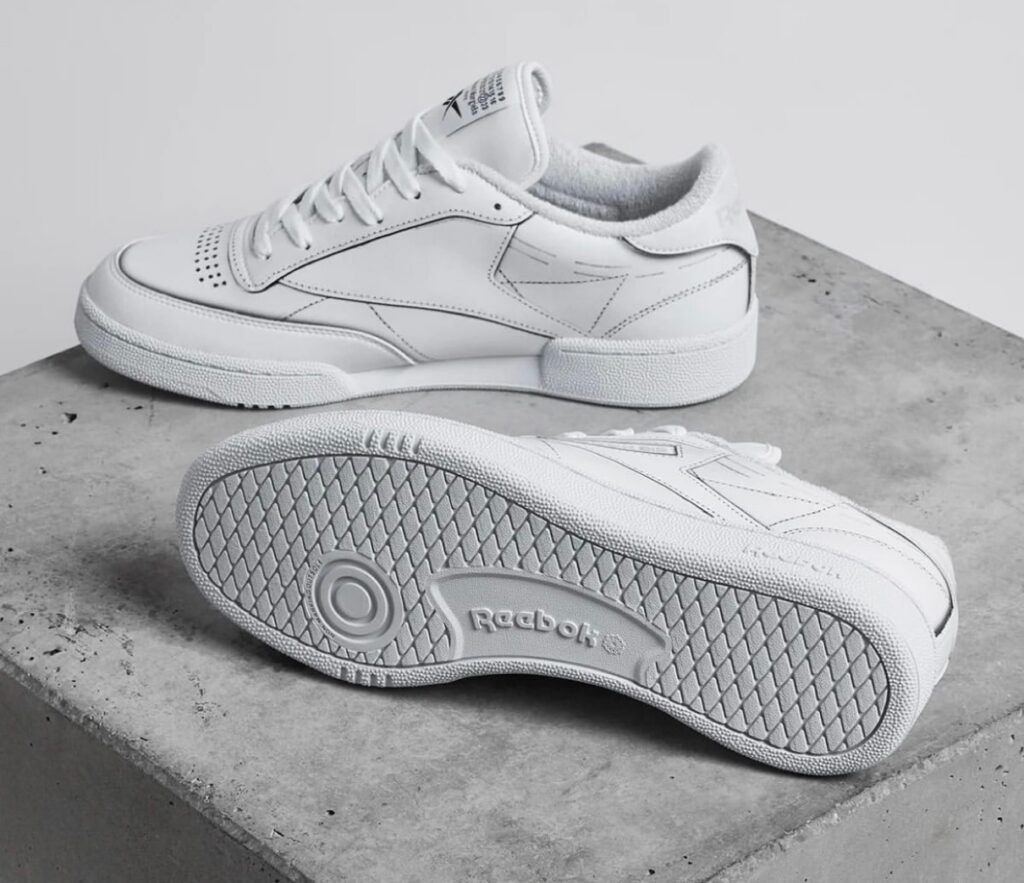 メゾン マルジェラ リーボック クラブ C コラボ スニーカー ホワイト メイン Maison Margiela x Reebok Club C White Black