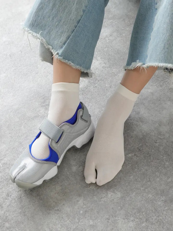 「足袋スニ―カー」には足袋型ソックス！ tabi-sneakers-trend-tabi-socks
