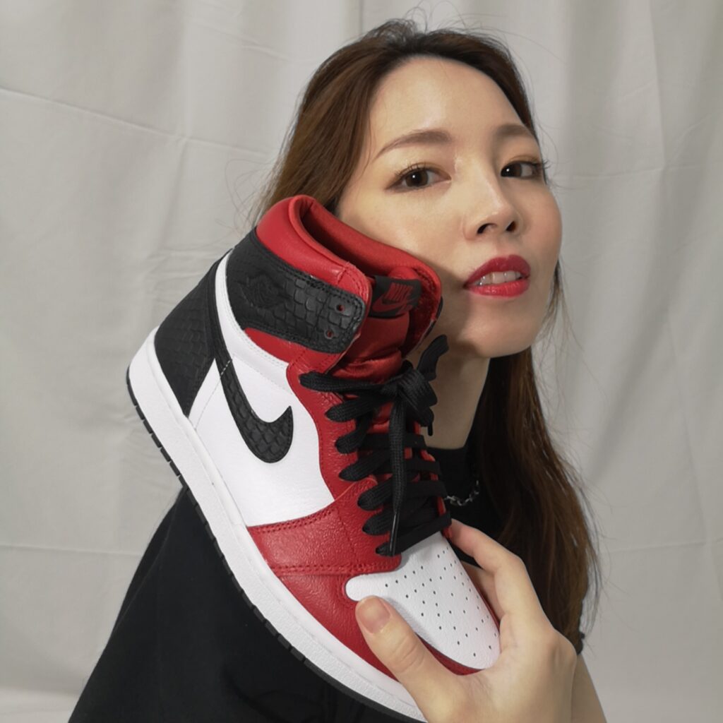 ナイキ エア ジョーダン 1 サテン スネーク シカゴ Nike Air Jordan 1 Satin Snake Chicago with Chanel featured image-01