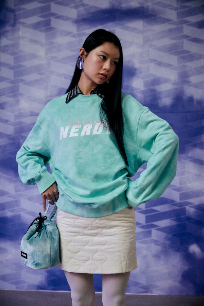 ナーディー アトモス ピンク DNA ウォーターカラー コレクション nerdy-atmos-pink-dna-watercolor-collection-sweatshirt