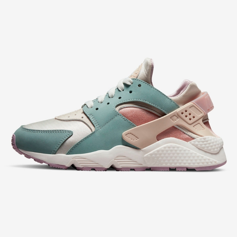 高品質】 NIKEWMNS AIR HUARACHE RUNナイキエアハラチ ecousarecycling.com