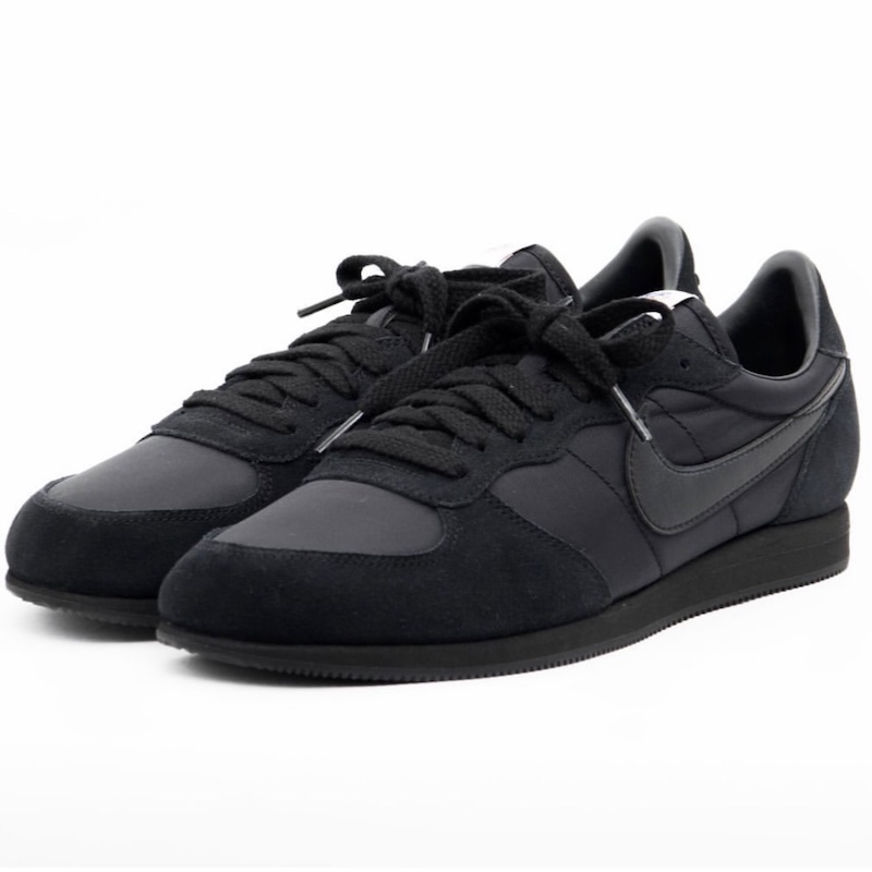 3月18日発売【BLACK COMME des GARCONS × Nike Eagle】ブランドの代名詞“黒”でアーカイブモデルを再構築