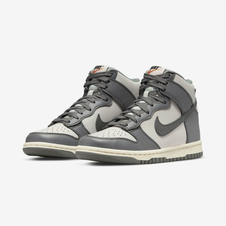 6月18日発売【Nike Dunk High Retro SE VNTG】ヴィンテージの風合いが