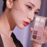 Korean Cosmetic Brand mude Eyeshadow Palette item 韓国 コスメ ミュード アイシャドウ パレット 人気 おすすめ