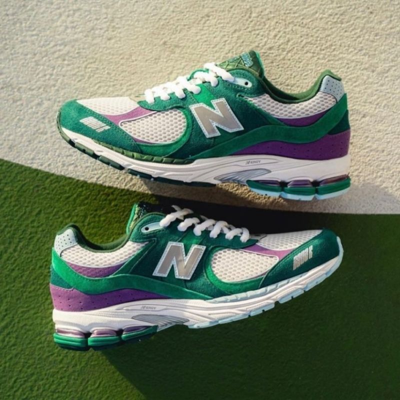 7月15日海外発売【UP THERE × NEW BALANCE M2002R 