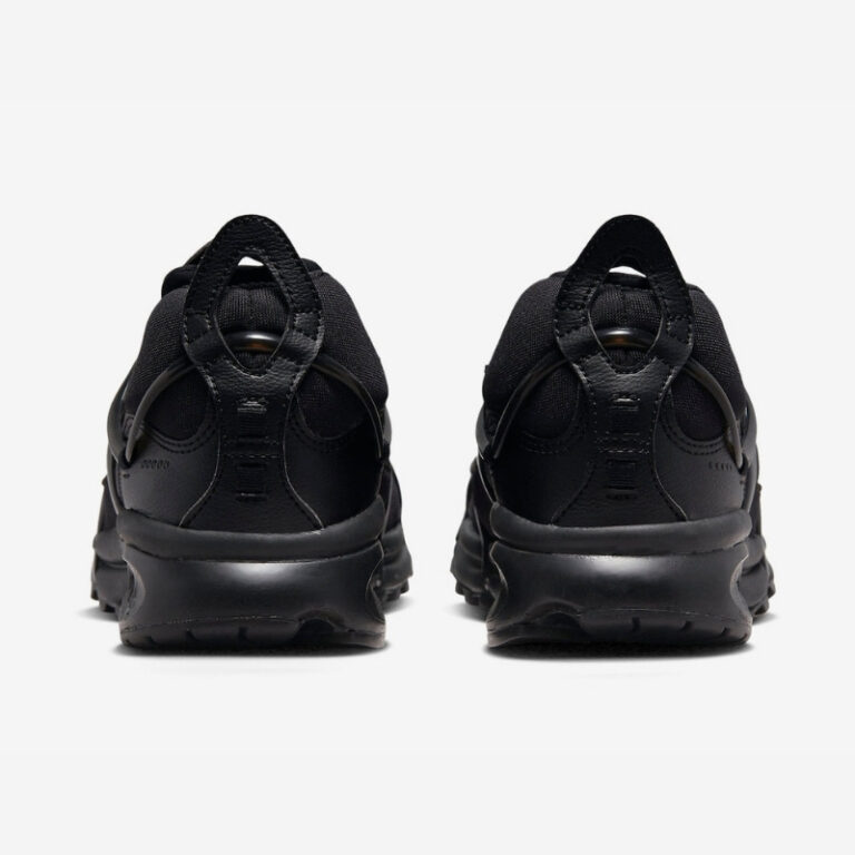 7月25日発売【Nike Air Kukini “Triple Black”】独創的なシルエットが 