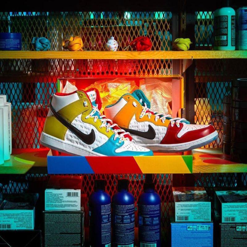 8月13日,15日発売【froSkate x Nike SB Dunk High “All Love No Hate”】誰をも受け入れる社会を象徴するユニークなデザイン
