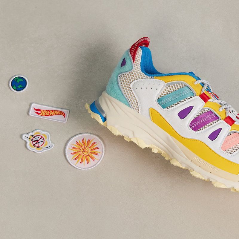 8月25日発売【Sean Wotherspoon x Hot Wheels x adidas Superturf