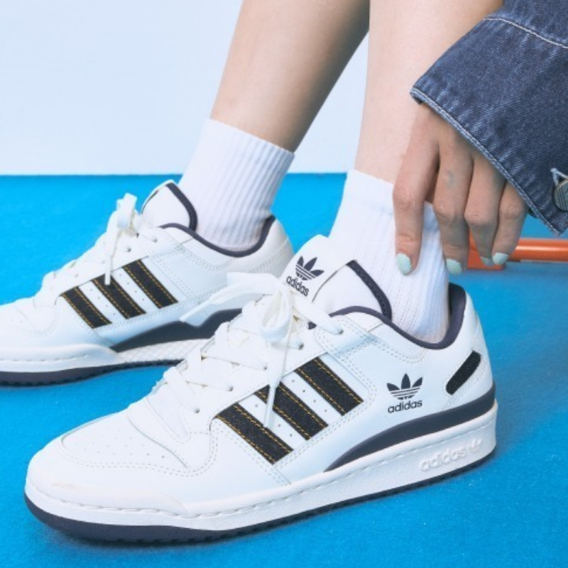 adidas Forum