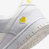 ナイキ ダンク ロー イエローハート Nike-Dunk-Low-Yellow-Heart-FD0803-100-side-heart