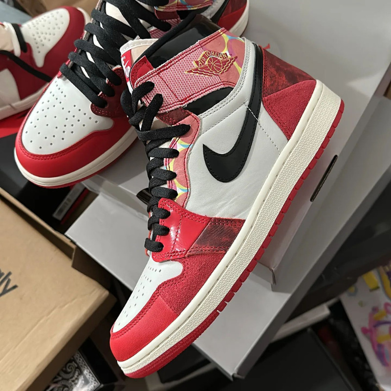 5月20日発売【Spider-Man x Air Jordan 1 High OG “Spider-Verse / Next