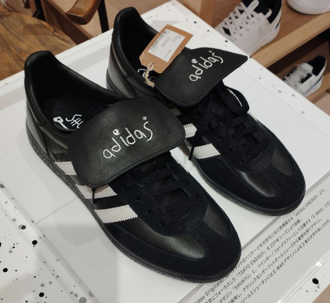 adidas HandballSpezial SHUKYU E-WAX28購入したいです