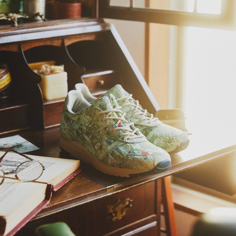 12月9日発売【ASICS × atmos GEL-LYTE Ⅲ OG “AGED MAP”】経年 12月9日発売【ASICS × atmos GEL-LYTE Ⅲ OG “AGED MAP”】経年