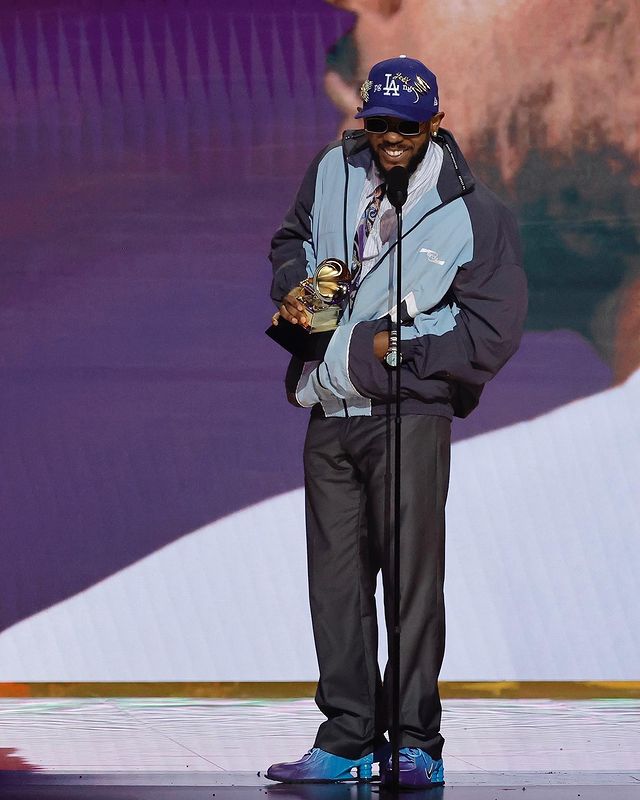 Kendrick Lamar Martine Rose x Nike Shox MR4 the Grammy Best Rap Album ケンドリック ラマー ナイキ マーティン ローズ コラボ スニーカー ショックス グラミー 着用