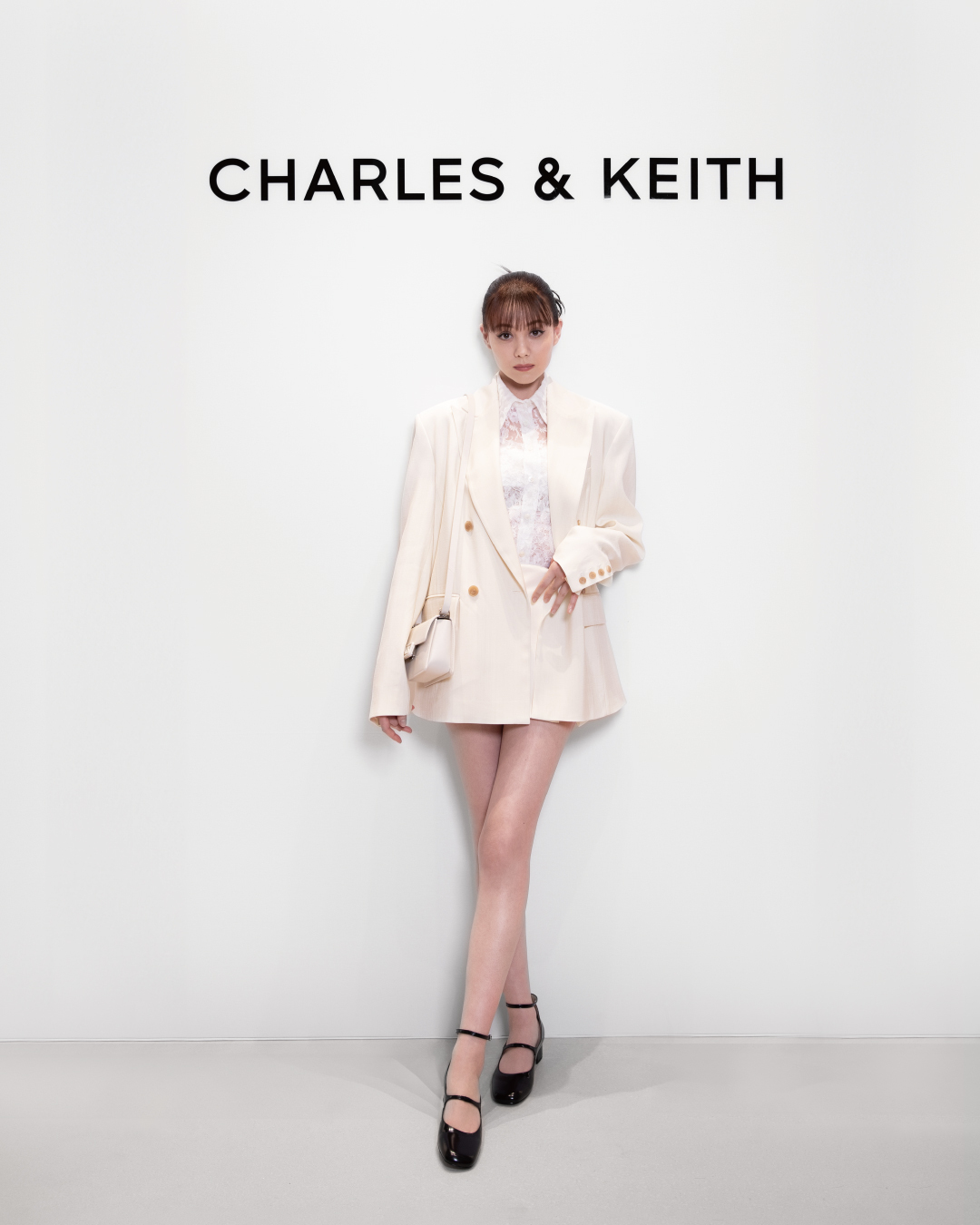 Charles & Keith Shibuya Store item image チャールズアンドキース 渋谷店 限定 新作 バッグ シューズ