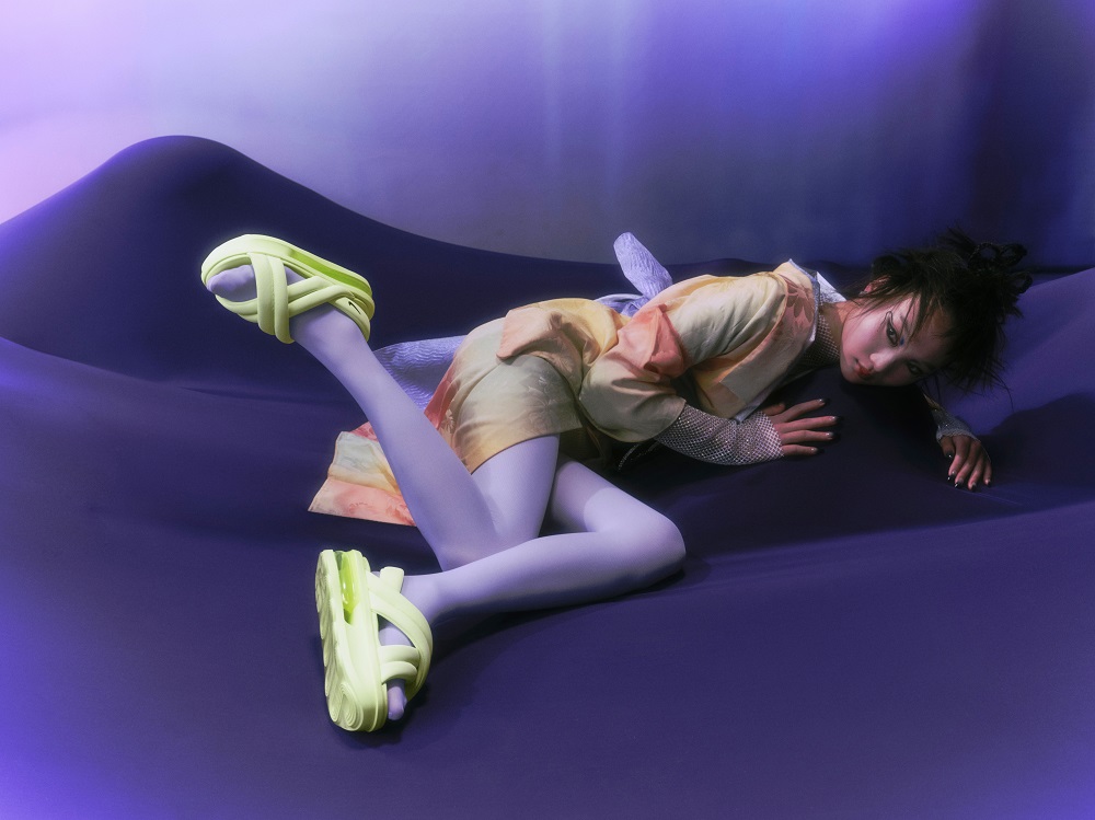 4月21日発売【Nike W Air Max Isla Sandal】和のムードを感じさせる贅沢な履き心地が魅力の新作サンダル