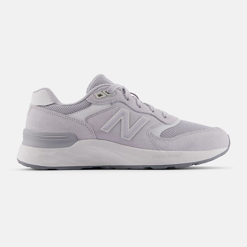 New Balance 880