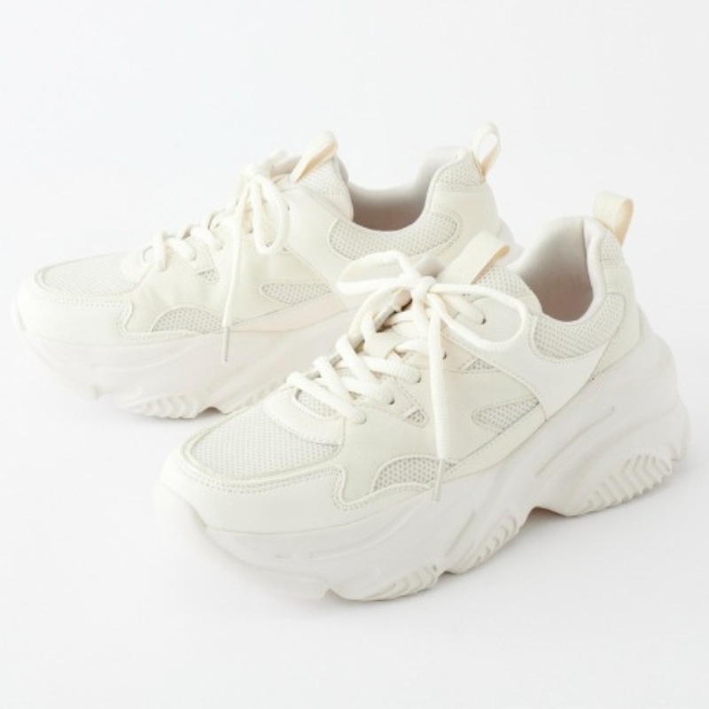 女性人気のプチプラスニーカー しまむら Petit-price fashionable sneakers-6