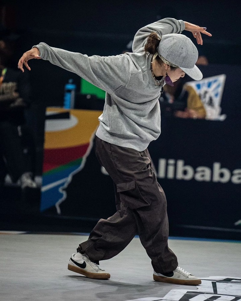 オリンピック ブレイキン アミ アユミ breakin_bgirl_shoes_ayumi_ami_paris_olympics2024-3