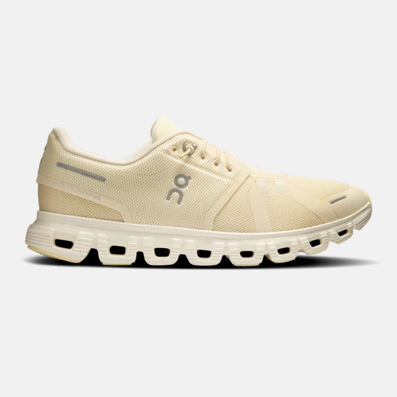 On Cloud 6 Castor | Ivory