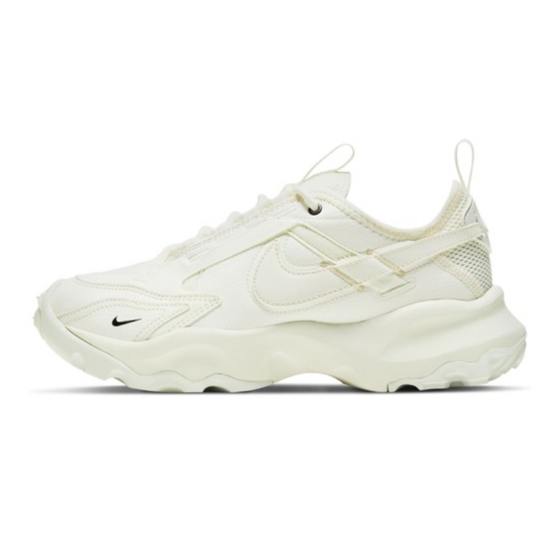 Nike TC7900